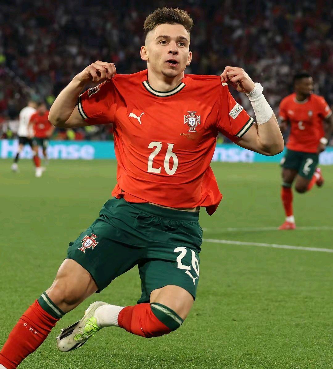 九游官方网站包含欧篮联赛前走向成谜，葡萄牙体育遗憾出局，质疑声仍在，控场能力受关注的词条